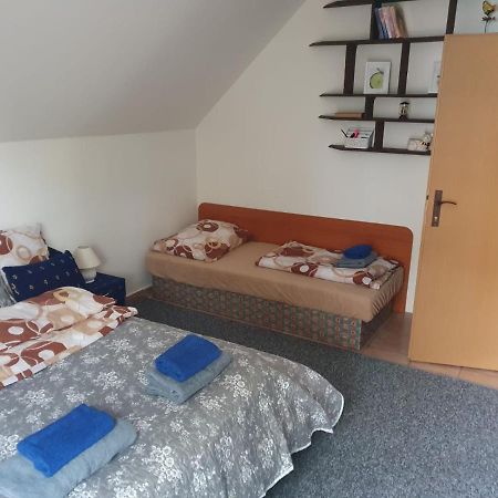 Apartman V Centre Mesta Мартин Екстериор снимка