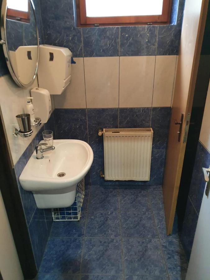 Apartman V Centre Mesta Мартин Екстериор снимка
