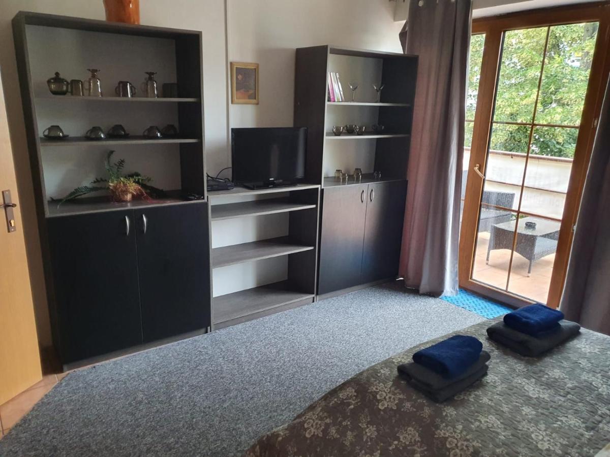 Apartman V Centre Mesta Мартин Екстериор снимка